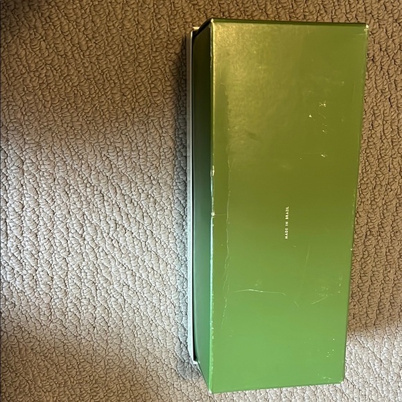 Kate Spade Cream and green box - Picture 3 of 6